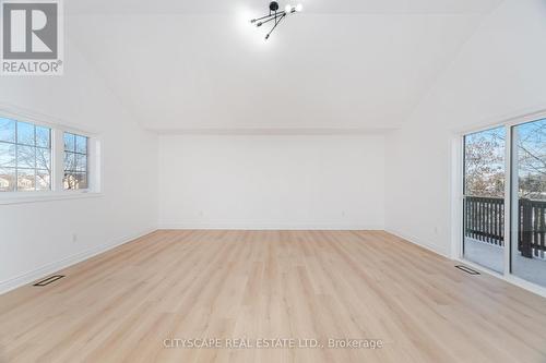 5843 Prairie Circle, Mississauga, ON - Indoor Photo Showing Other Room