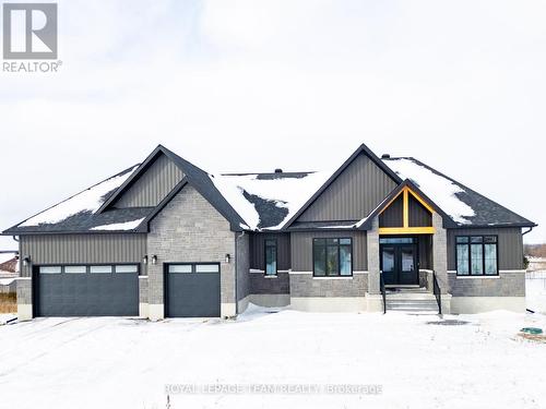 224 TRUDEAU CRESCENT  Russell, ON K4R 1E5