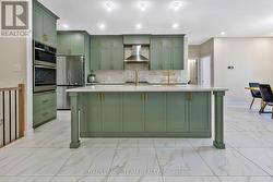 Front View - Beautiful Chef Kitchen - 