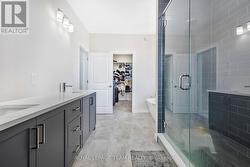 5-Piece Ensuite Washroom - 