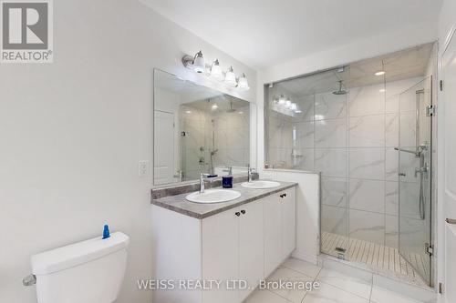 6729 Thickson Road N, Whitby, ON - Indoor Photo Showing Bathroom