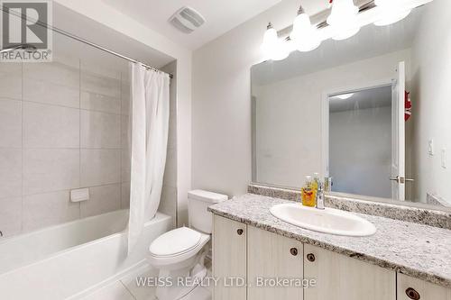 6729 Thickson Road N, Whitby, ON - Indoor Photo Showing Bathroom