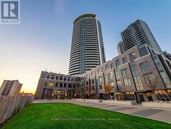 3309 - 30 GIBBS ROAD  Toronto, ON M9B 0E4