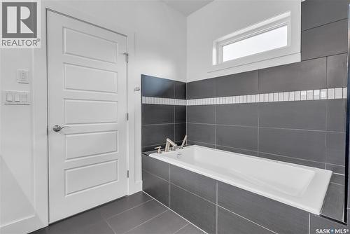 231 Atton Court, Saskatoon, SK - Indoor Photo Showing Bathroom