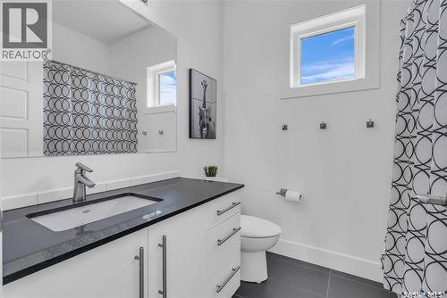 231 Atton Court, Saskatoon, SK - Indoor Photo Showing Bathroom