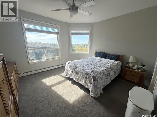 307 615 Saskatchewan Crescent W, Saskatoon, SK - Indoor Photo Showing Bedroom