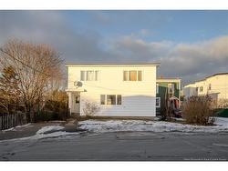 53 Newman ST  Saint John, NB E2K 1M2