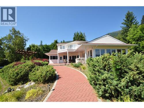 2194 3A Highway, Nelson, BC - Outdoor
