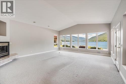2194 3A Highway, Nelson, BC - Indoor With Fireplace