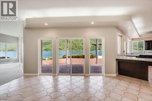 2194 3A Highway, Nelson, BC - Indoor
