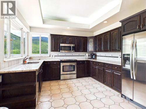 2194 3A Highway, Nelson, BC 