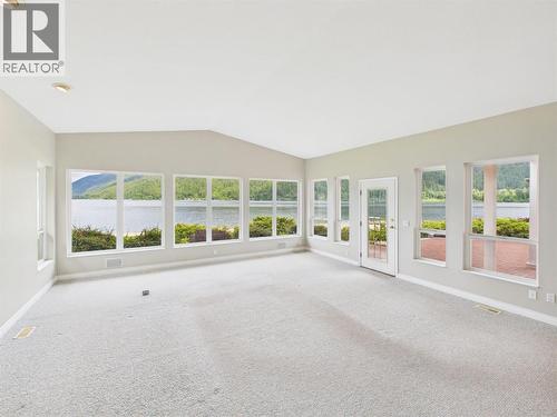 Livingroom - 2194 3A Highway, Nelson, BC 