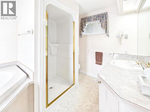 Ensuite - 2194 3A Highway, Nelson, BC 
