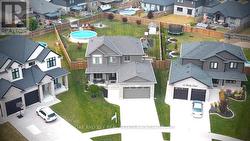 25 HARDY COURT  Lucan Biddulph (Lucan), ON N0M 2J0