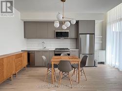 101 - 101 CATHEDRAL HIGH STREET  Markham, ON L6C 3L8