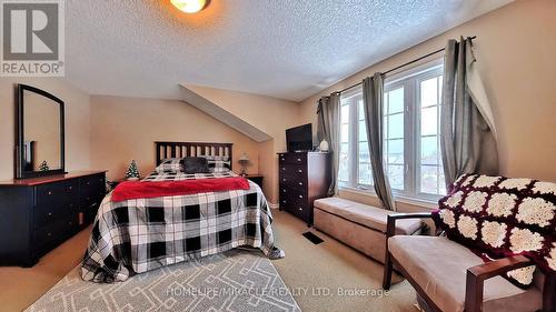 206 Westmeadow Drive, Kitchener, ON - Indoor Photo Showing Bedroom