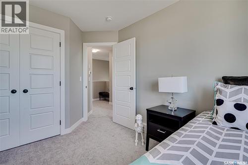 355 Asokan Bend, Saskatoon, SK - Indoor Photo Showing Bedroom