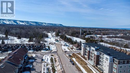 205 - 17 SPOONER CRESCENT  Collingwood, ON L9Y 1T3