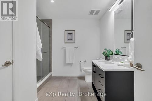 306 - 741 King Street W, Kitchener, ON - Indoor Photo Showing Bathroom