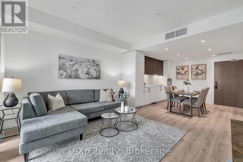 306 - 741 King Street W, Kitchener, ON - Indoor Photo Showing Living Room