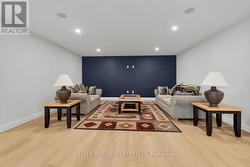 Family room - 
