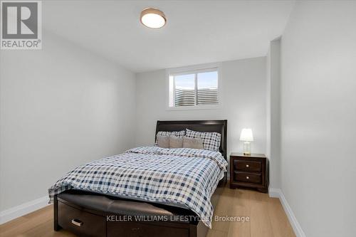 Bedroom 4 - 956 Eagletrace Drive, London North (North S), ON - Indoor Photo Showing Bedroom