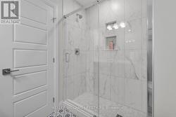 Full bathroom in basement - 