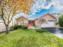 8 MACALLISTER COURT  Barrie, ON L4N 7M6