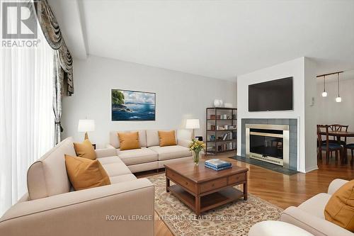 17 Columbus Avenue, Ottawa, ON - Indoor Photo Showing Living Room With Fireplace
