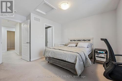 390 Linden Drive, Cambridge, ON - Indoor Photo Showing Bedroom