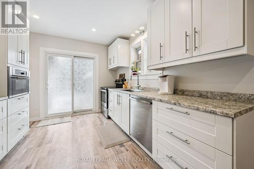 131 Mill Street, Kitchener, ON - Indoor Photo Showing Kitchen