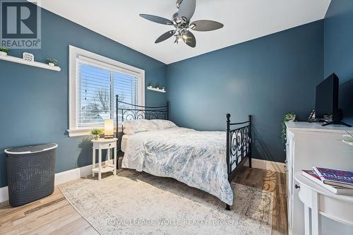 131 Mill Street, Kitchener, ON - Indoor Photo Showing Bedroom