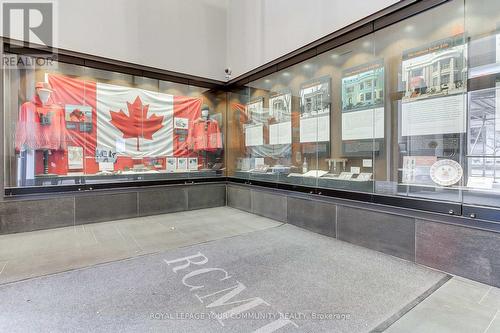 1002 - 426 University Avenue, Toronto, ON - Indoor Photo Showing Other Room