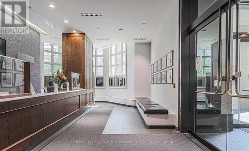 1002 - 426 University Avenue, Toronto, ON - Indoor Photo Showing Other Room