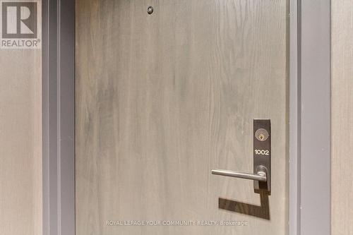 1002 - 426 University Avenue, Toronto, ON - 