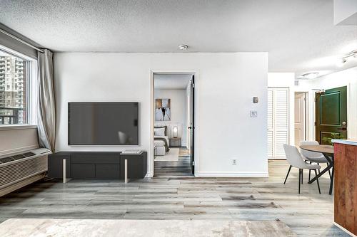 Living room - 622-1225 Rue Notre-Dame O., Montréal (Ville-Marie), QC - Indoor