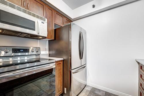 Interior - 622-1225 Rue Notre-Dame O., Montréal (Ville-Marie), QC - Indoor Photo Showing Kitchen