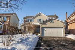 10 HOLDEN COURT  Whitby (Blue Grass Meadows), ON L1N 9A1