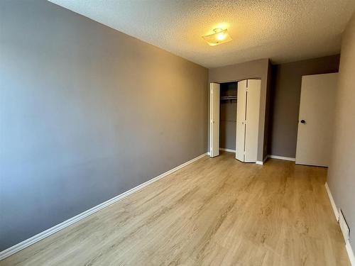 180 Varsity Row, Thunder Bay, ON - Indoor Photo Showing Other Room