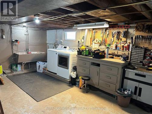 270 Beatrice Street, Welland (Lincoln/Crowland), ON - Indoor Photo Showing Laundry Room