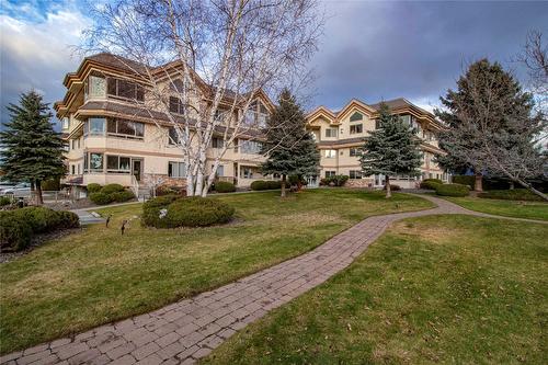 207-8412 Jubilee Road  Summerland, BC V0H 1Z5