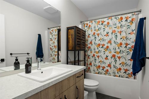 102-321 Centre Avenue, Kamloops, BC - Indoor Photo Showing Bathroom