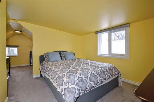 315 Yale Ave, Winnipeg, MB 