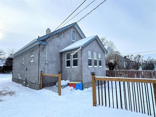 315 Yale Ave, Winnipeg, MB 
