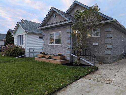 315 Yale Ave, Winnipeg, MB 