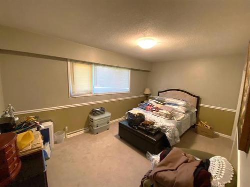 5725 Roblin Blvd, Winnipeg, MB 