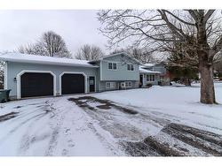 119 Scarlet DR  Quispamsis, NB E3E 1S3