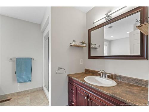 7 Highgate Crt, Riverview, NB 