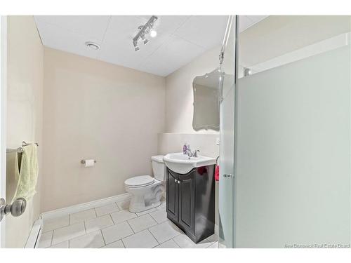 7 Highgate Crt, Riverview, NB 