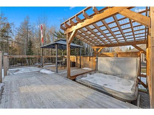 7 Highgate Crt, Riverview, NB 